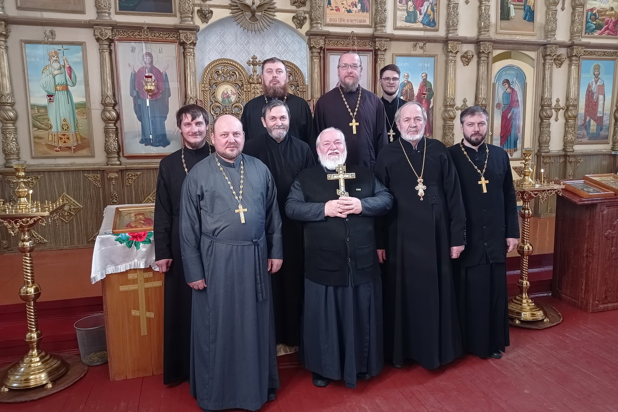 Священники Южного Карачаево-Черкесского округа приступили к таинству ...