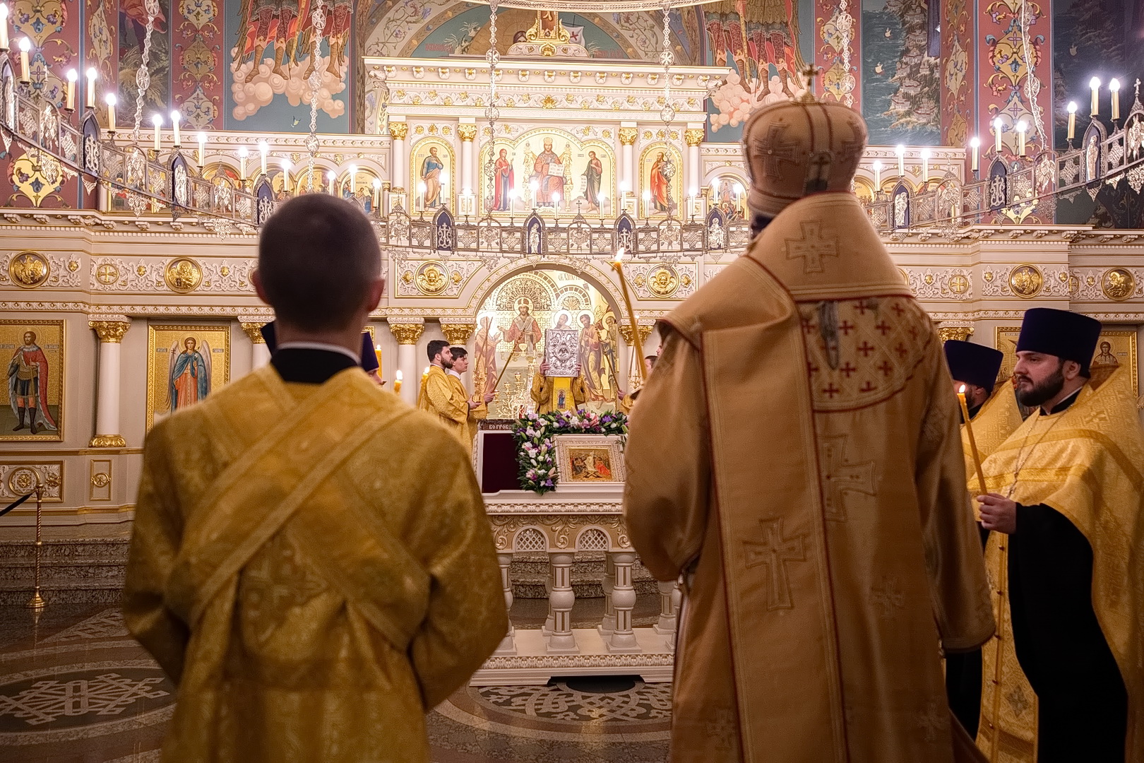 Вечерняя служба перед пасхой. Пятигорская и Черкесская епархия.