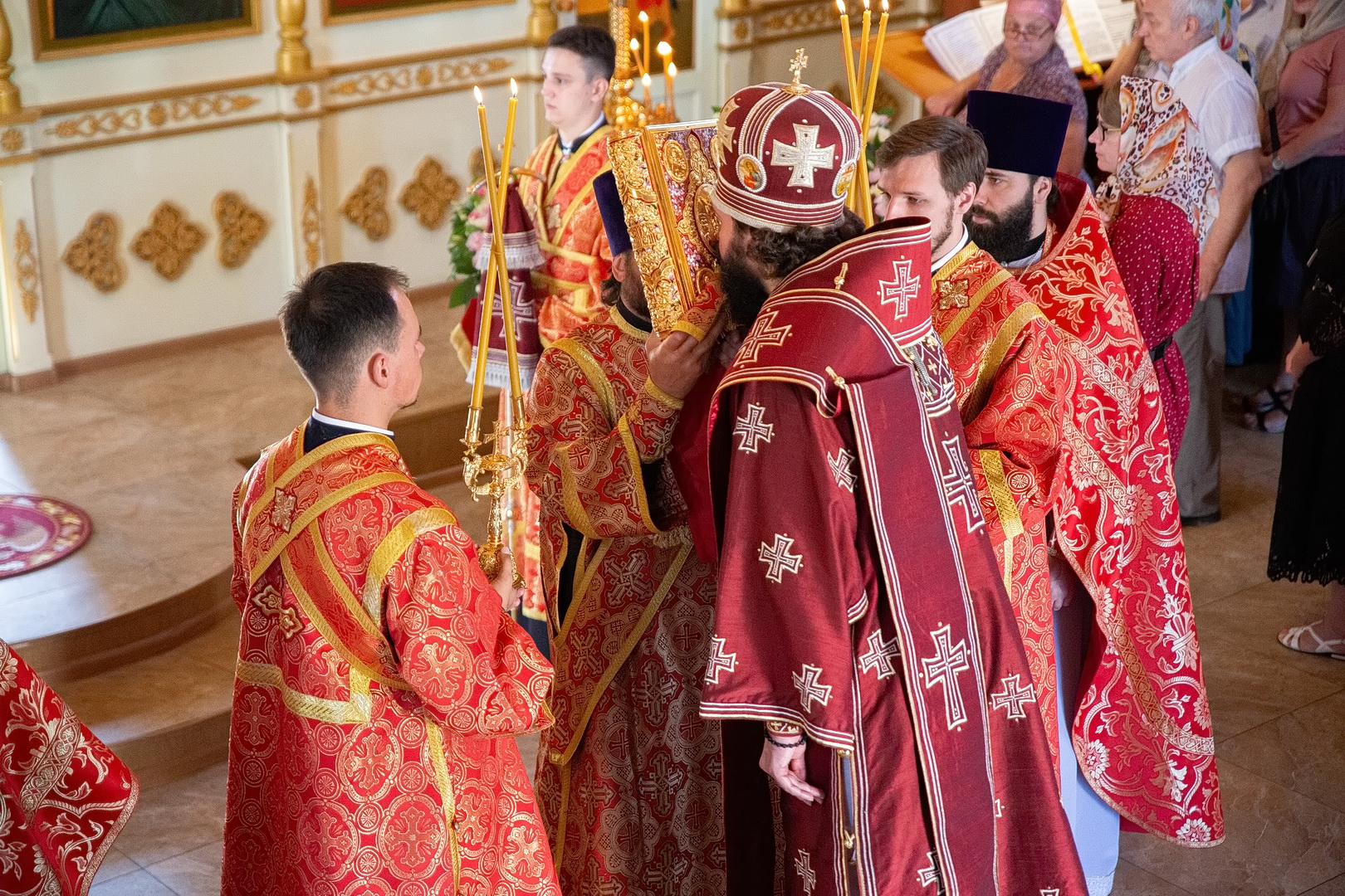 Георгиевский храм в георгиевске. Храм в Георгиевске новый. Георгиевский храм Пятигорск. Архиепископ в Пятигорске. Пятигорск Феофилакт.