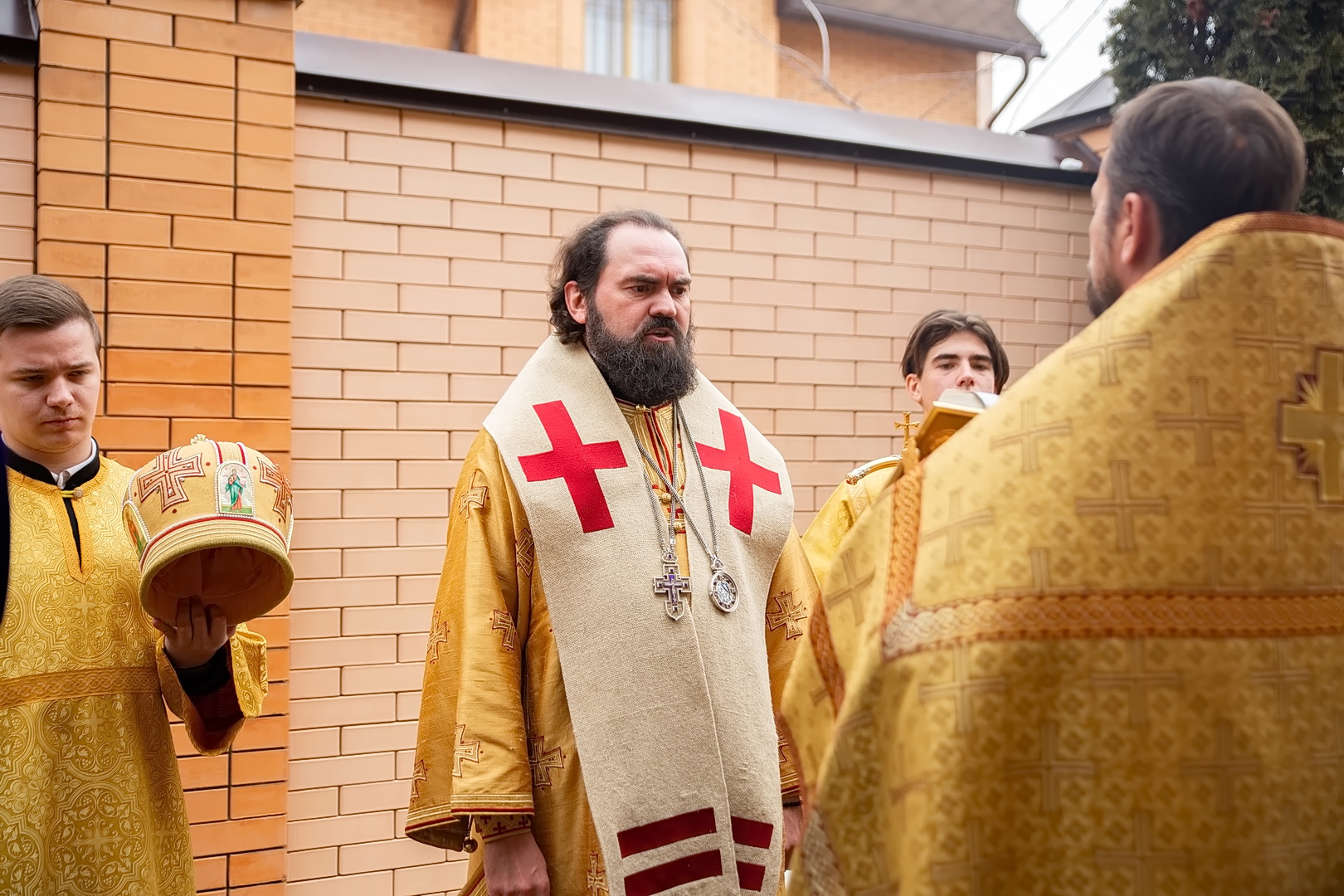 храм трех святителей в раменках