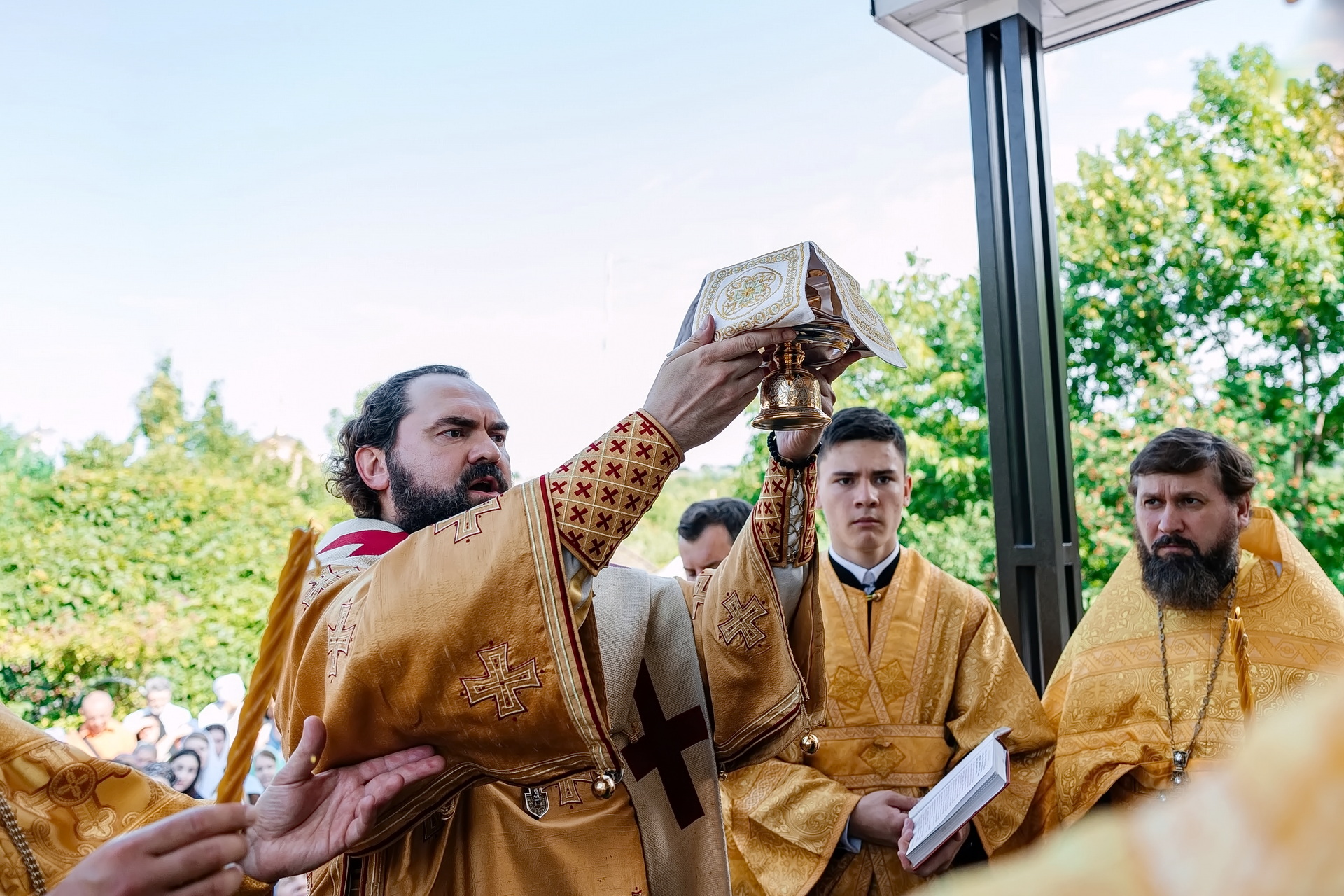 В городе Ессентуки освятили Петропавловский храм | 14.07.2024 | Новости  Черкесска - БезФормата