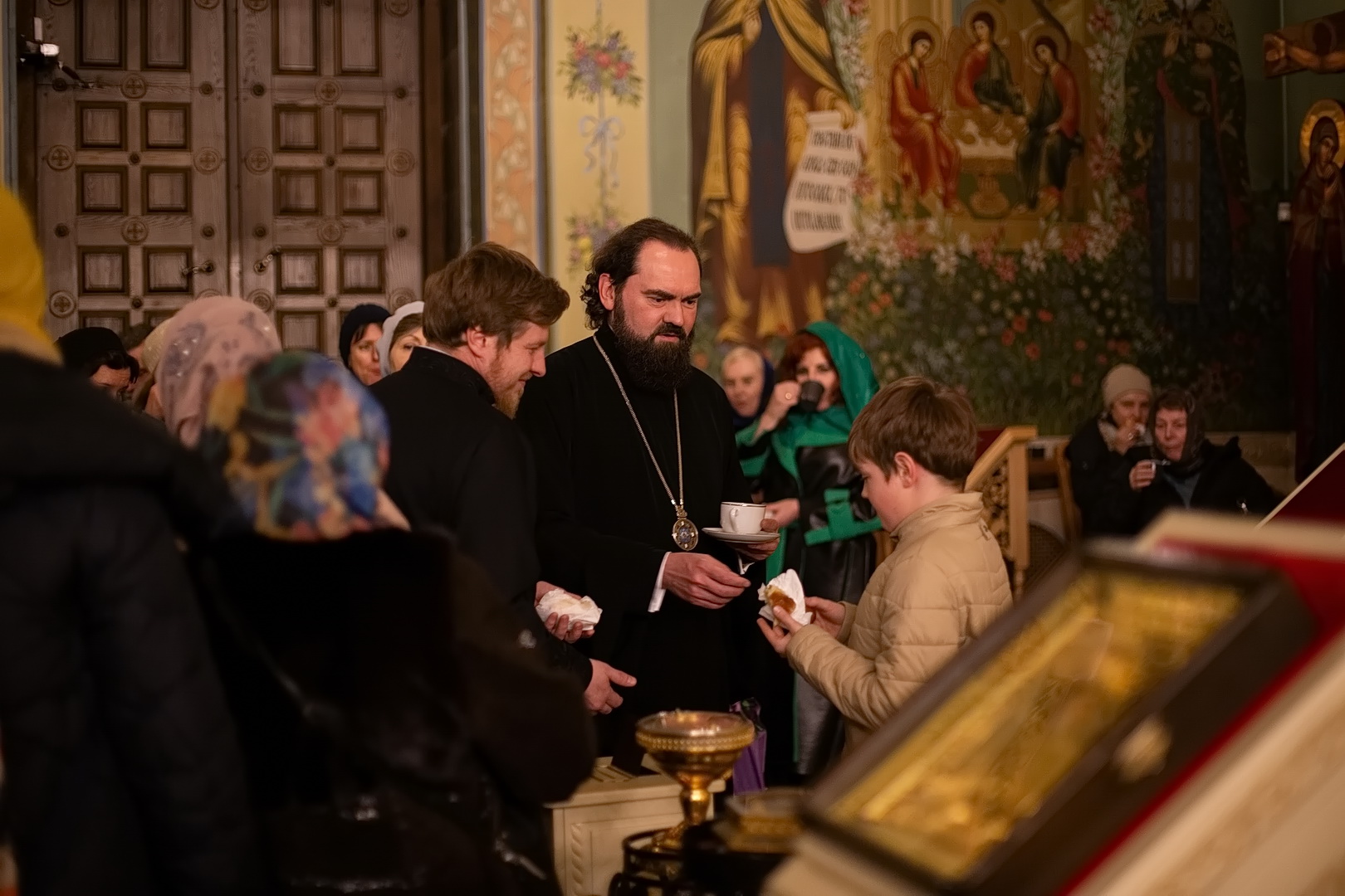 служба в храме 31 декабря 2023