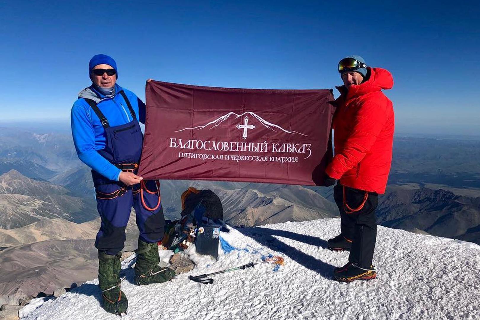 Фото мужчин на эльбрусе