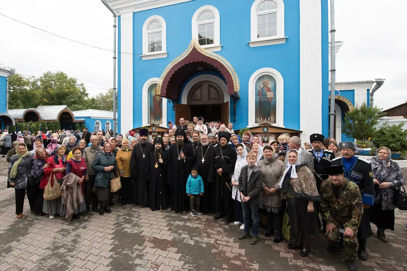 Община Крествоздвиженского храма Кисловодска отпраздновала тридцатилетие  освящения церкви