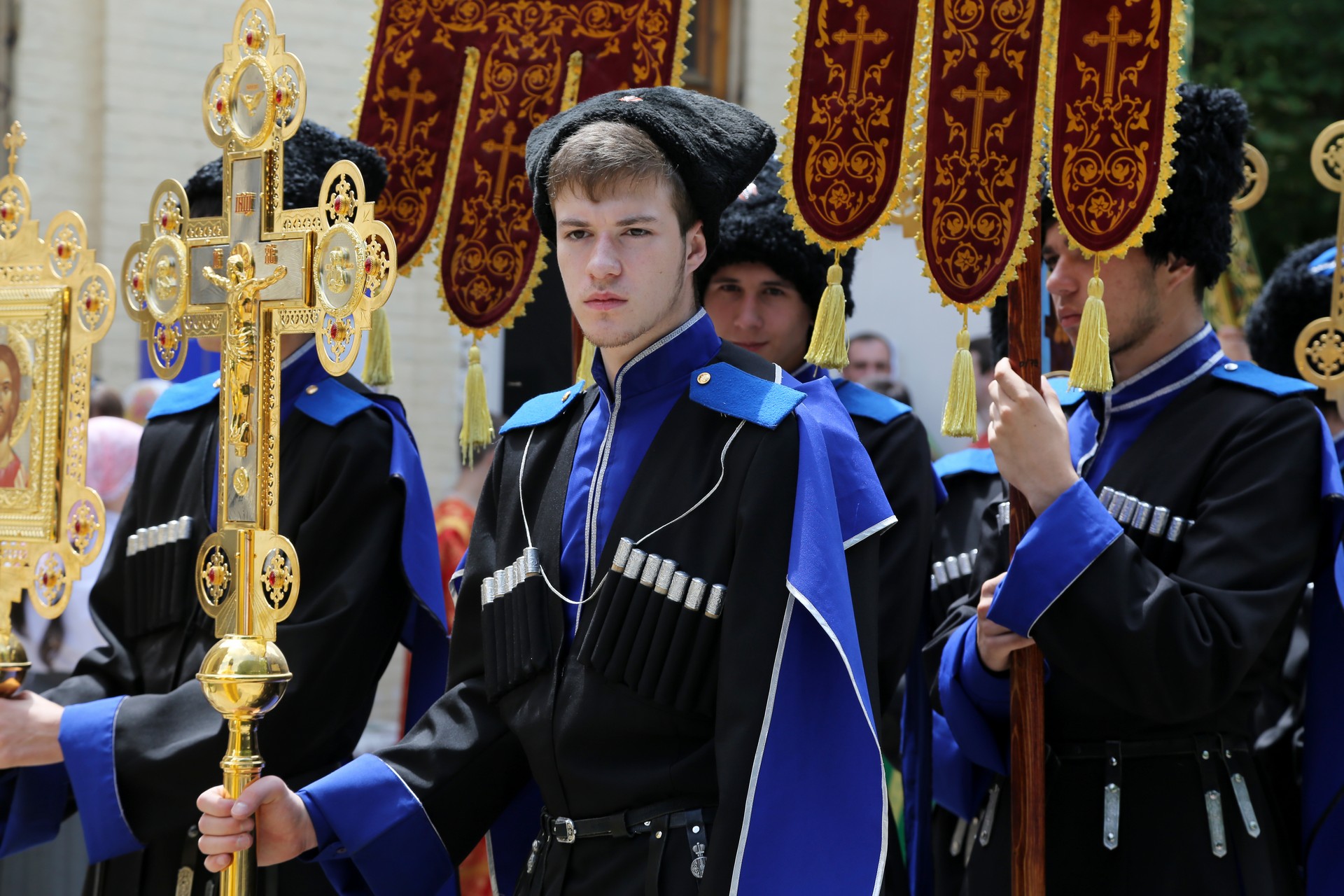 Терское войско. Терские казаки Железноводск. Служба Терских Казаков в храме. Крестный ход Казаков. Войсковой праздник Терского казачьего войска.