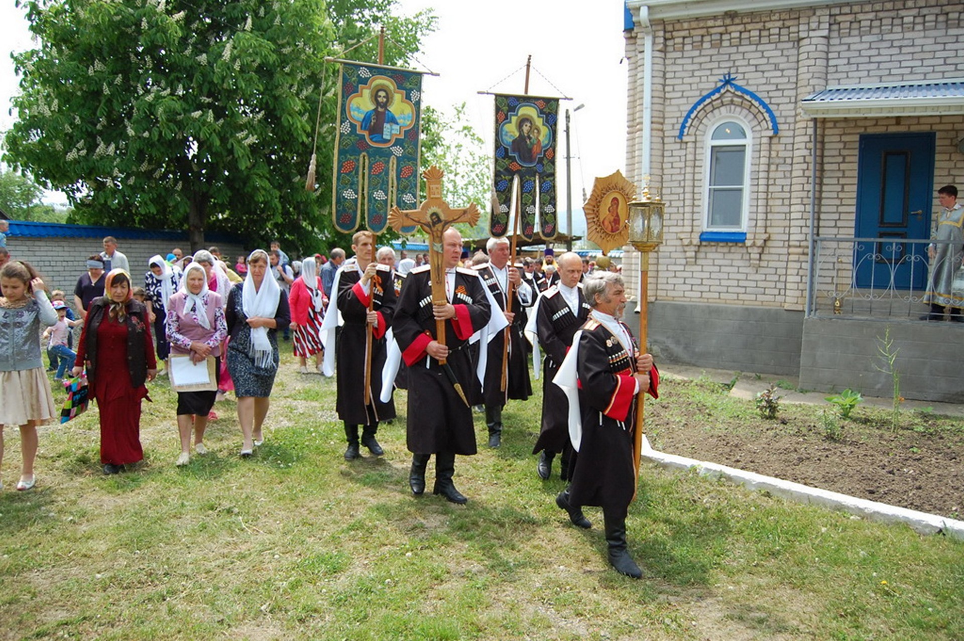 Погода ставропольский край село преградное красногвардейский. Ст Преградная КЧР. Ст Преградная Урупского района КЧР. Храмы станицы Преградной. Храм Покровский ст. Преградная Урупский район.